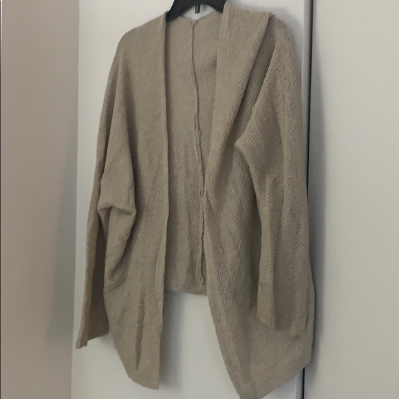 Brandy Melville Beige Caroline Open Cardigan - Picture 6 of 9